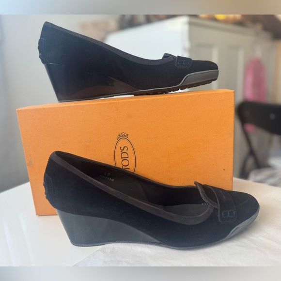 Tod’s Suede Wedge Heels EC - Picture 3 of 16